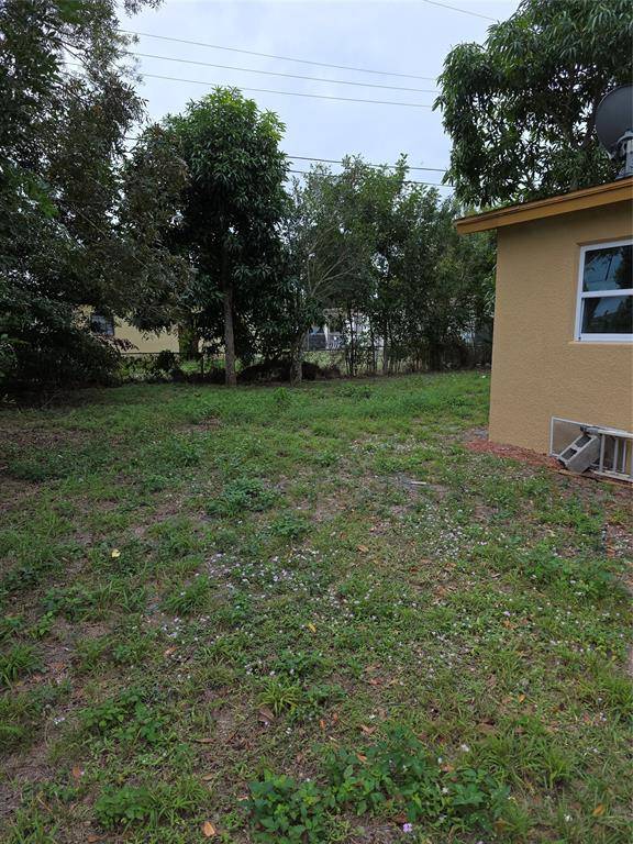 Vero Beach, FL 32967,3991 47th St