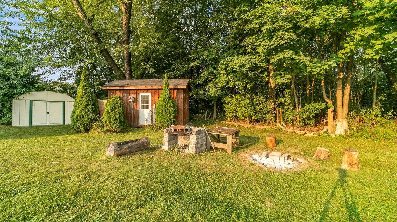 Georgina, ON L0E 1N0,14 Mellon AVE