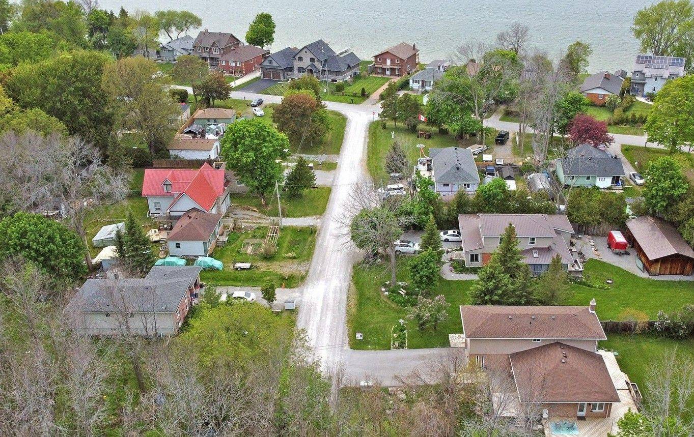 Georgina, ON L0E 1N0,14 Mellon AVE