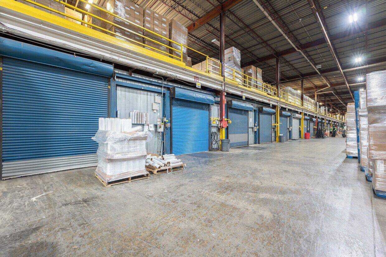 Mississauga, ON L4V 1L1,6757 Northwest DR