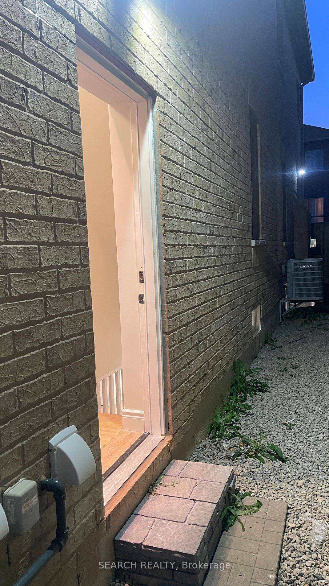 Mississauga, ON L5M 0N2,5560 Ethan DR