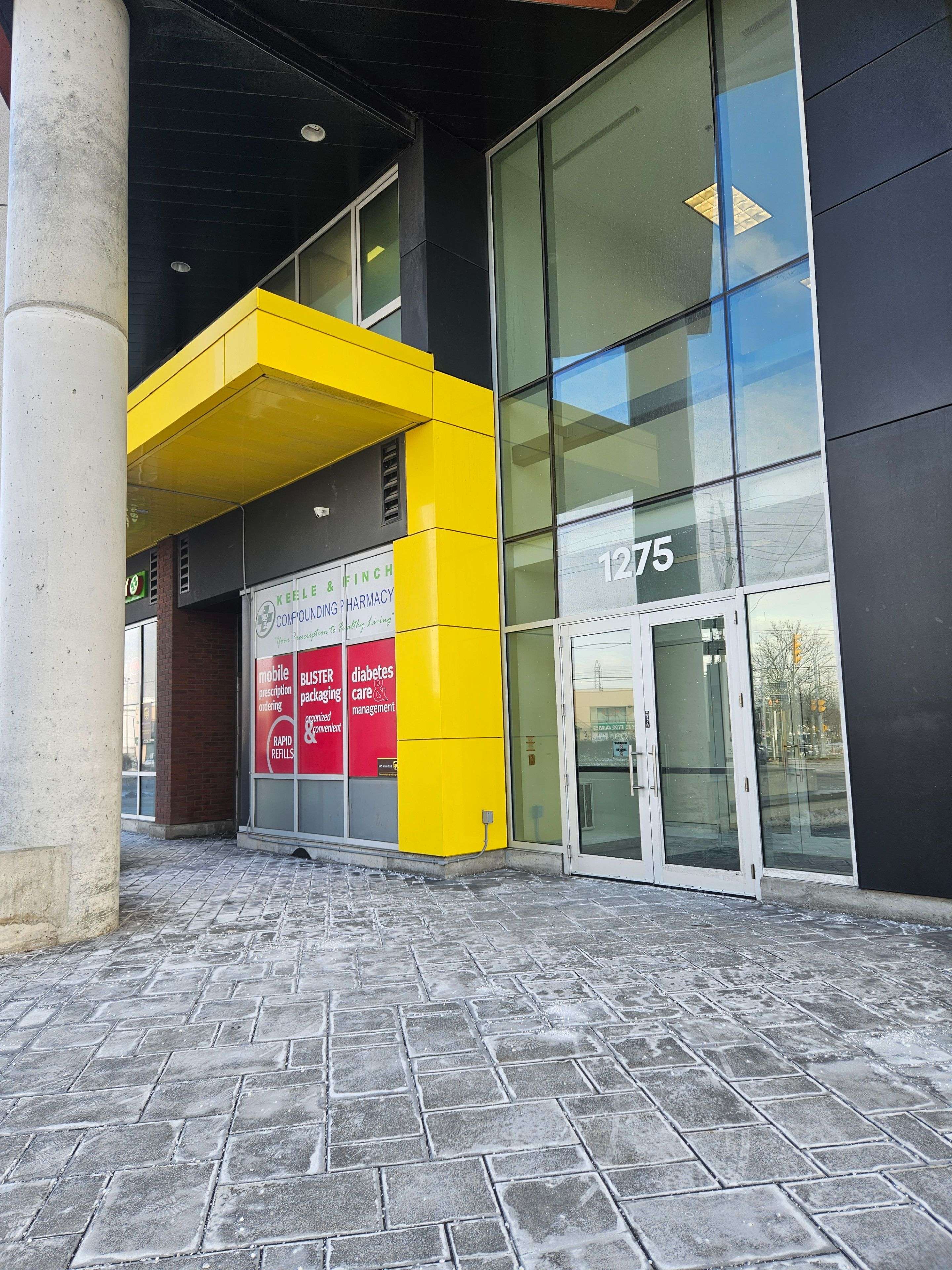 Toronto W05, ON M3J 0L5,1275 FINCH AVE W #403