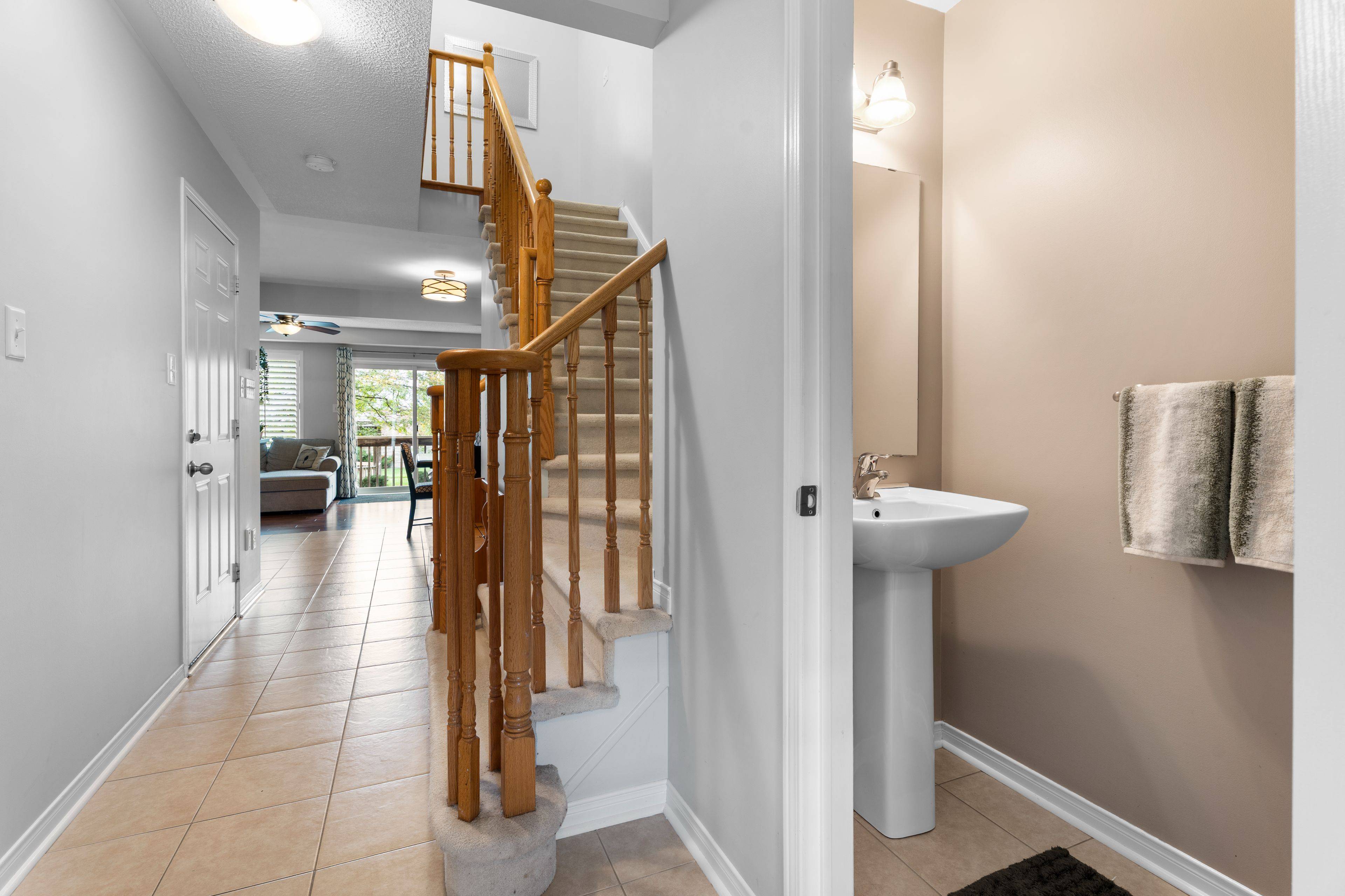 Guelph, ON N1L 0H5,1035 Victoria RD S #71