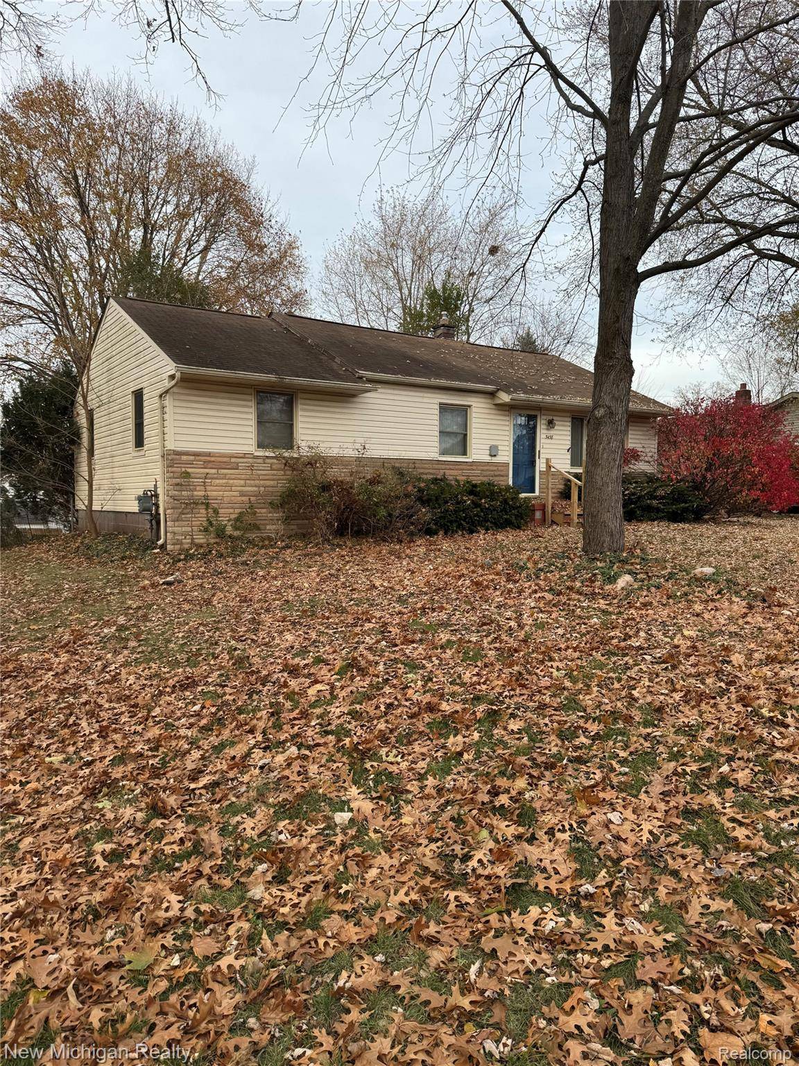 Waterford, MI 48327,5458 Vincent AVE