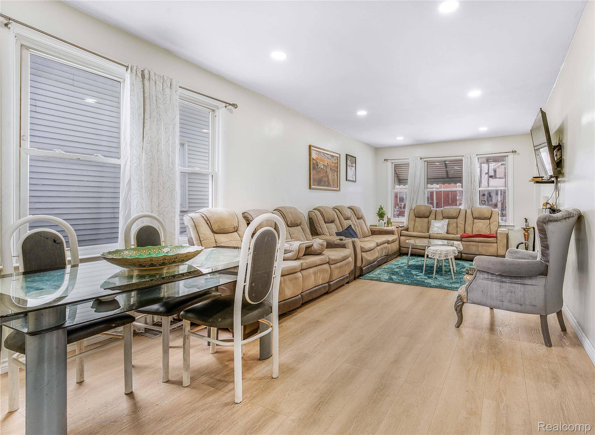 Dearborn, MI 48126,5424 Bingham ST