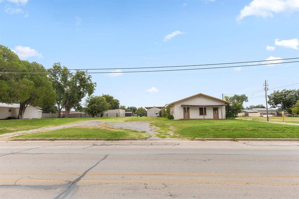 Burkburnett, TX 76354,446 W 3rd Street