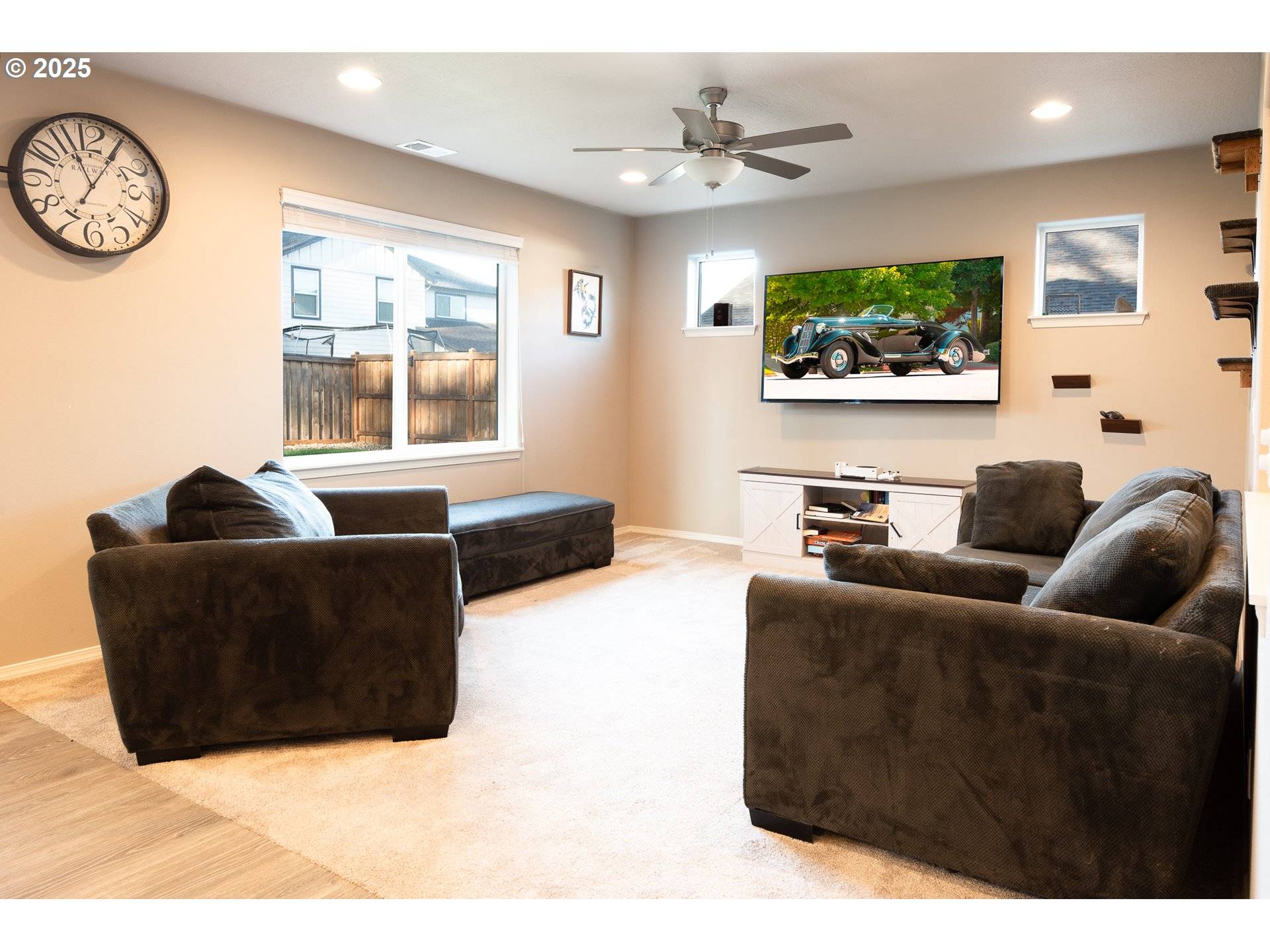 Springfield, OR 97478,792 S 52ND PL