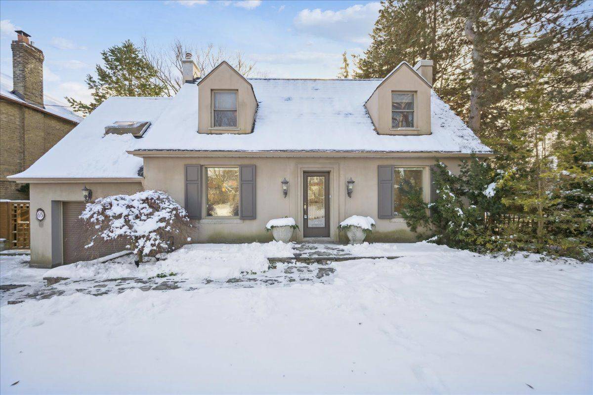 Toronto C04, ON M4R 1R6,65 Chatsworth DR