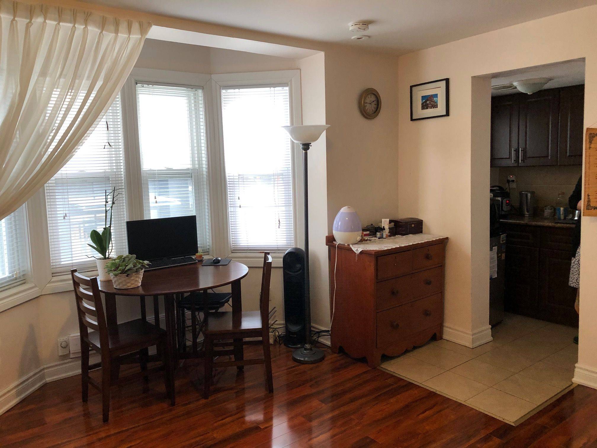 Toronto C08, ON M5A 1Z4,197 Dundas ST E #2B