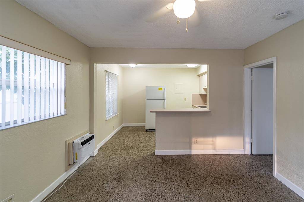 Fort Lauderdale, FL 33301,115 NE 4th St #1