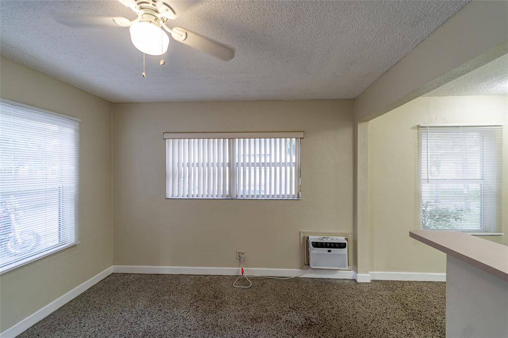 Fort Lauderdale, FL 33301,115 NE 4th St #1