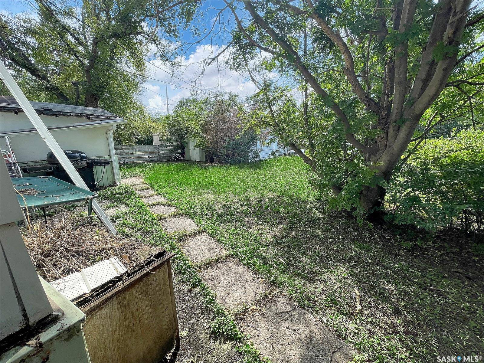 Swift Current, SK S9H 3P1,310 6th AVENUE SE