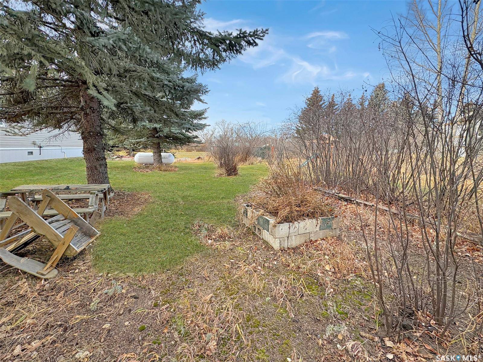 Neville, SK S0N 1T0,210 Gloucester STREET