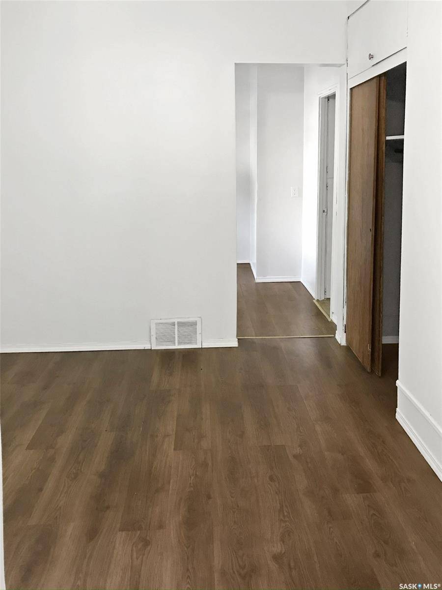 Swift Current, SK S9H 1G5,301 Cheadle STREET E