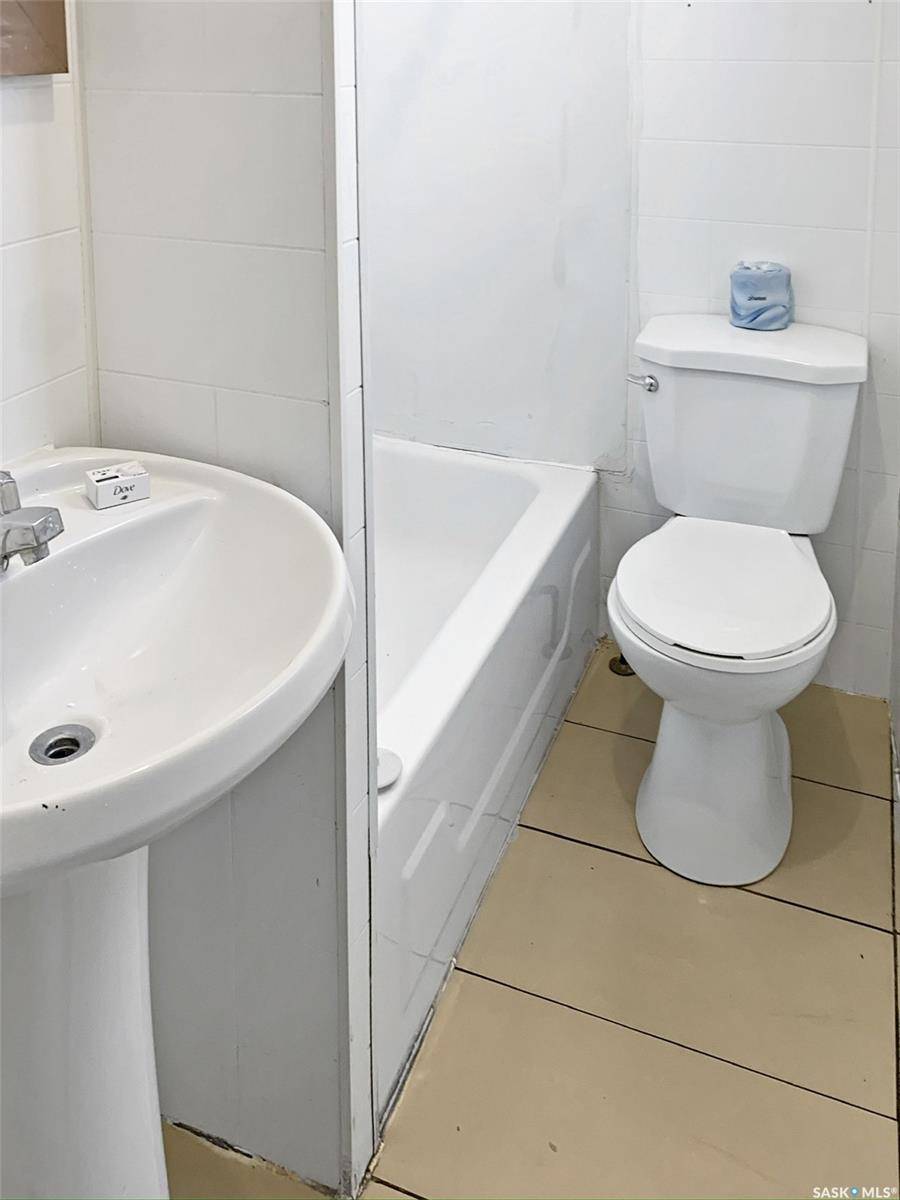 Swift Current, SK S9H 1G5,301 Cheadle STREET E