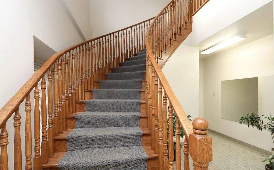 4315 Village Center CT #201, Mississauga, ON L4Z 1S2