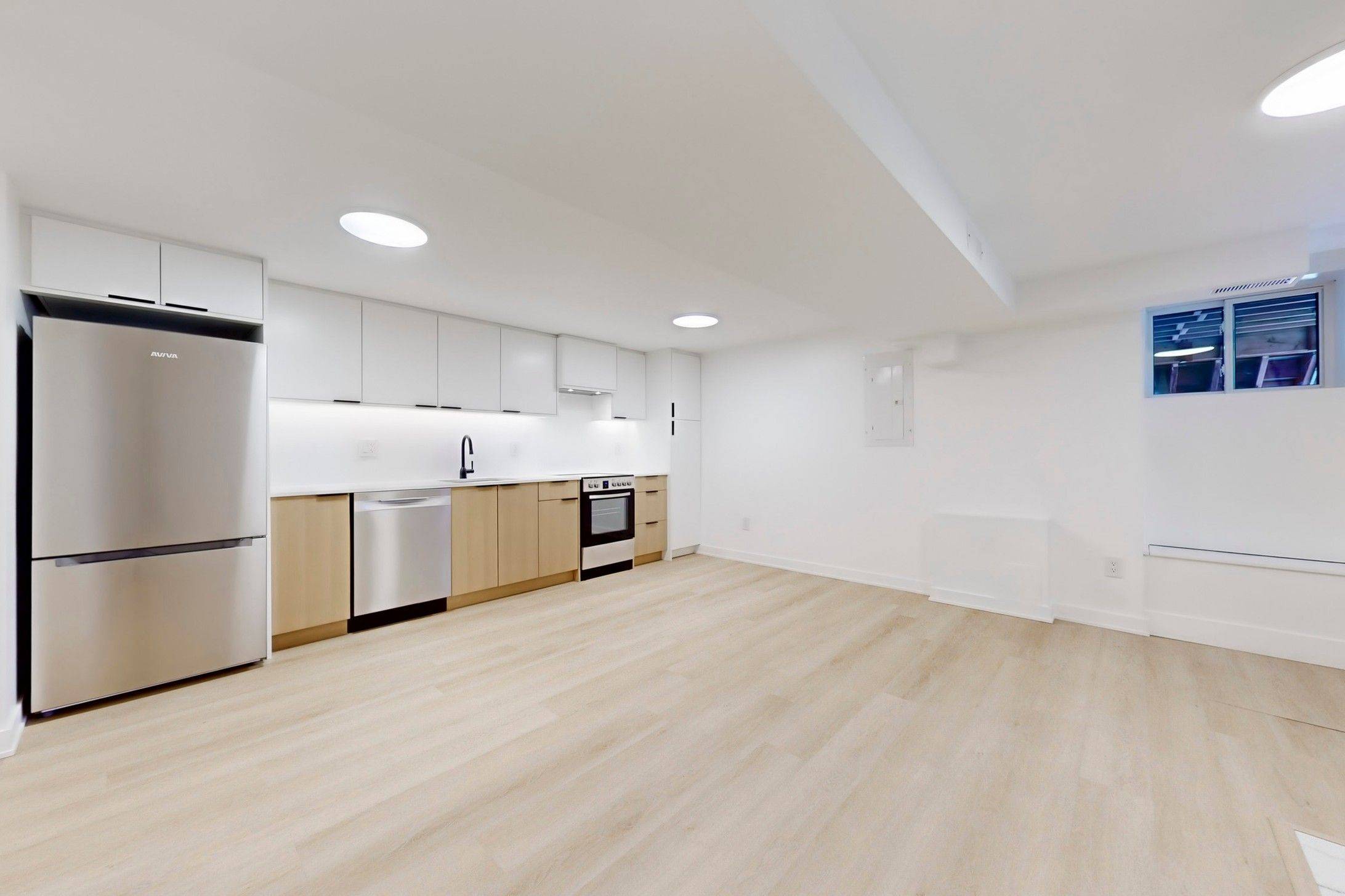 Toronto W01, ON M6R 1G5,168 Pearson AVE #Lower Unit