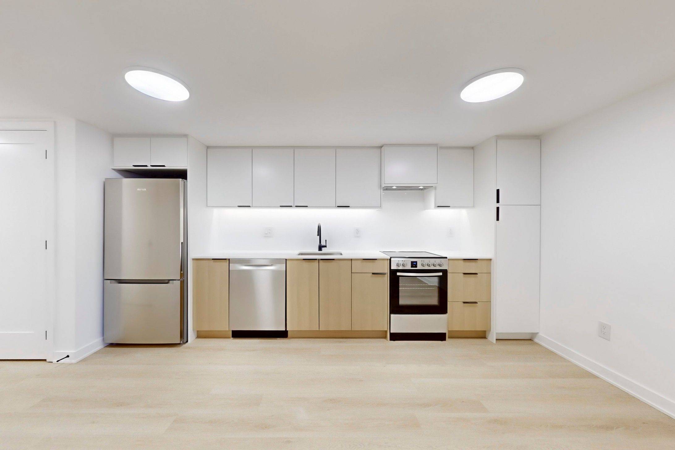 Toronto W01, ON M6R 1G5,168 Pearson AVE #Lower Unit