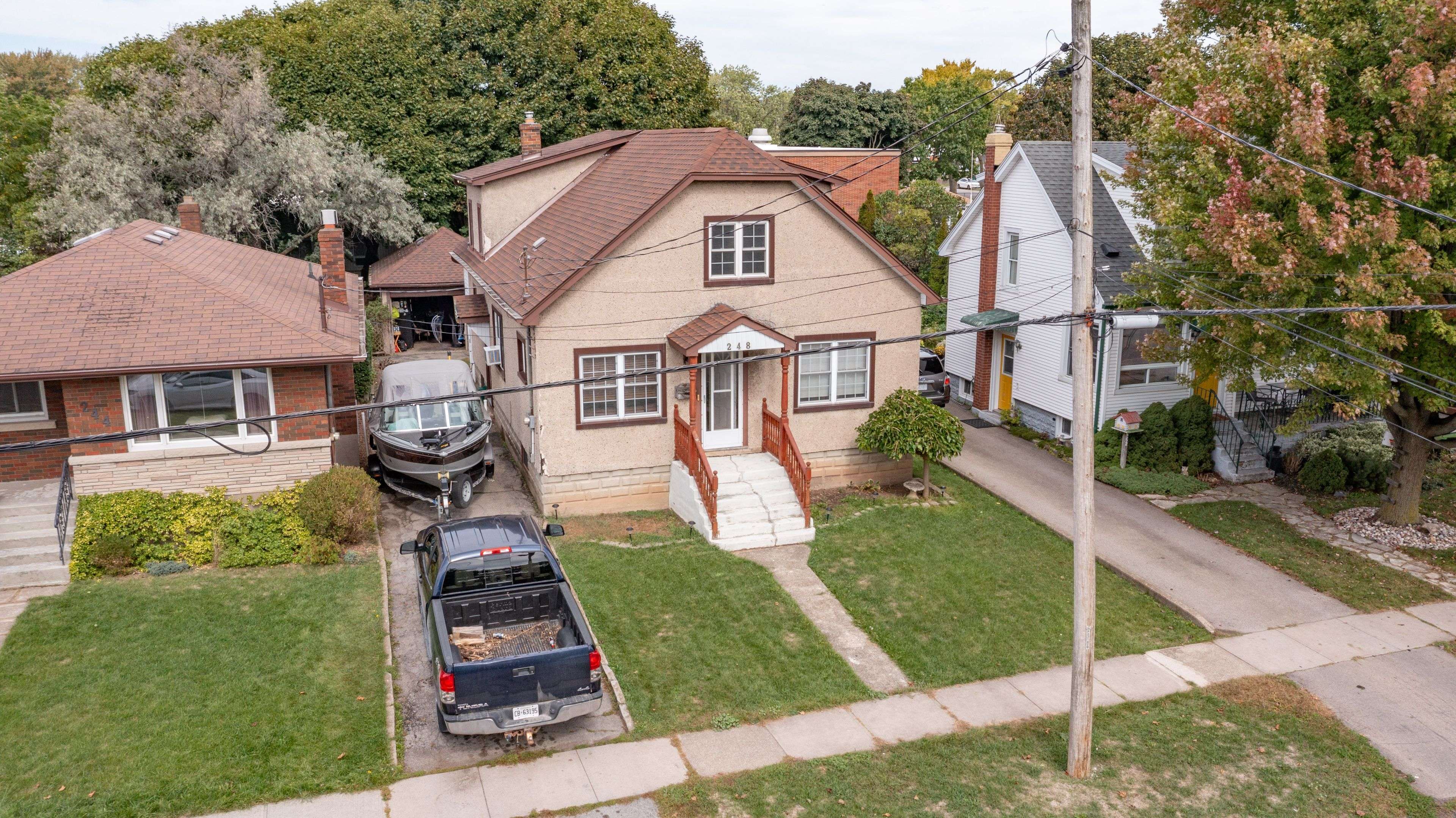 Port Colborne, ON L3K 1J4,248 Bell ST