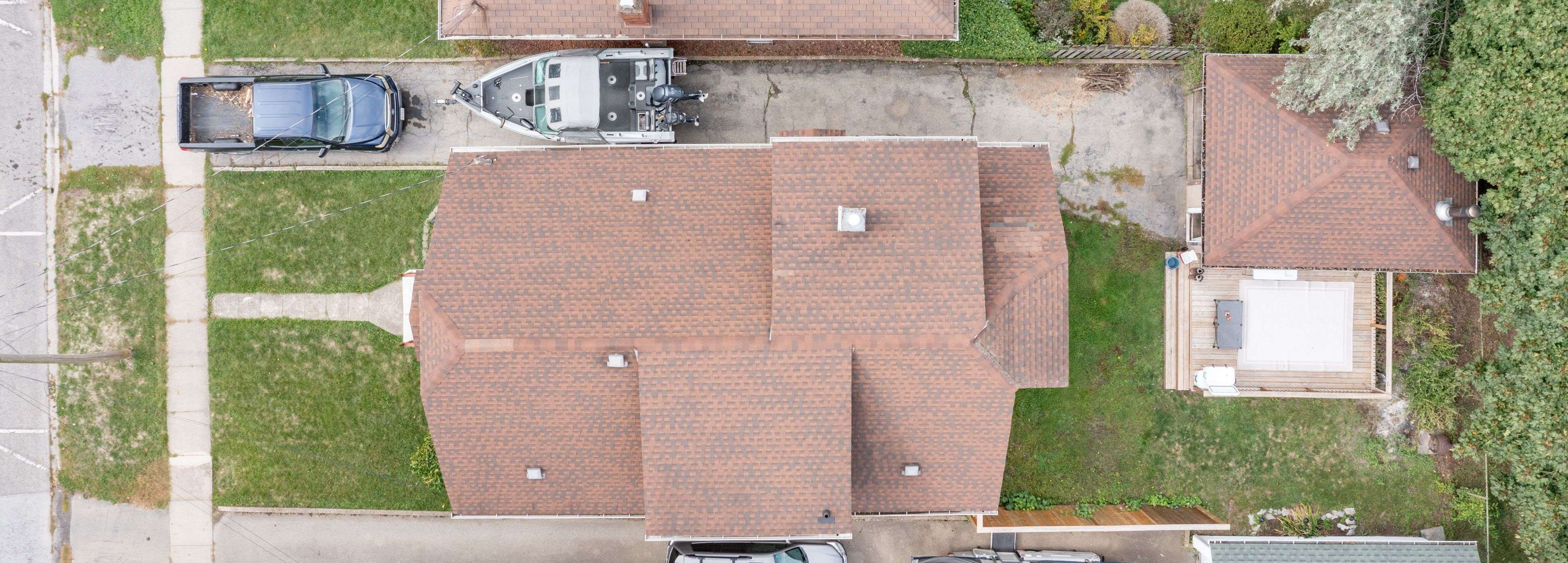 Port Colborne, ON L3K 1J4,248 Bell ST