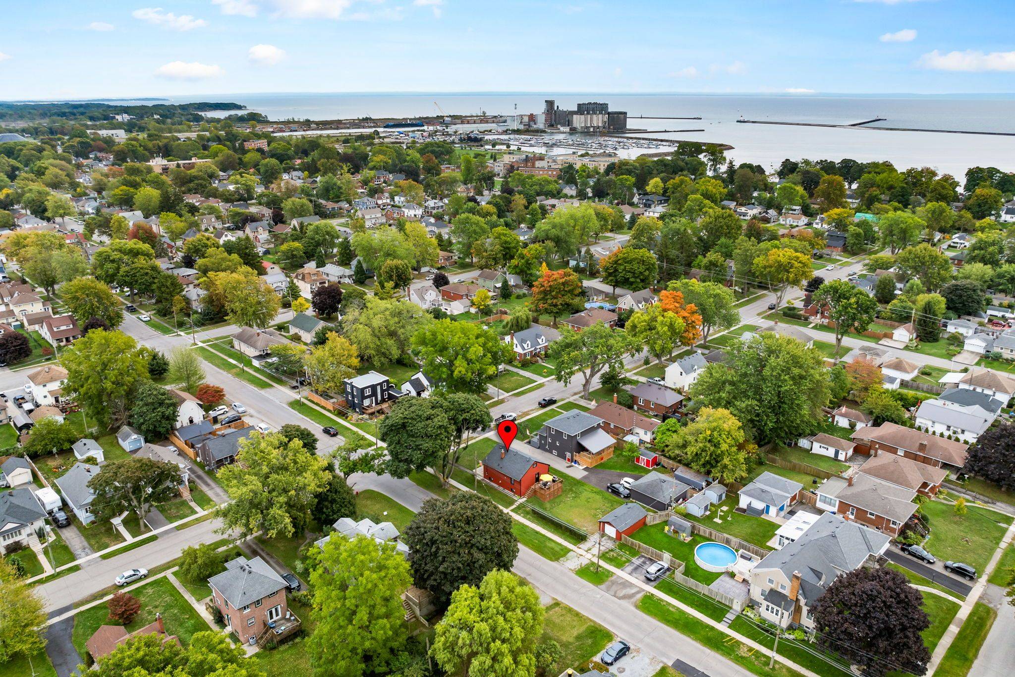 Port Colborne, ON L3K 5H4,94 Clare AVE