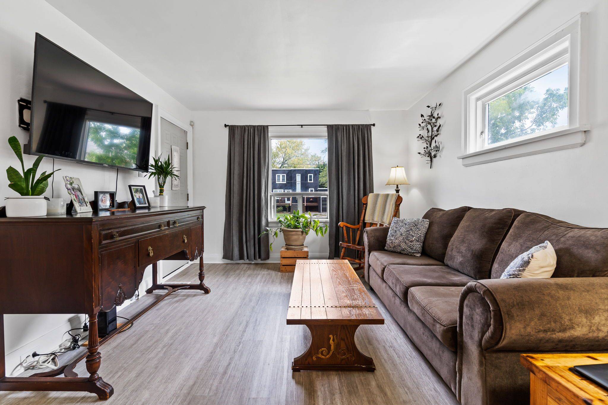 Port Colborne, ON L3K 5H4,94 Clare AVE