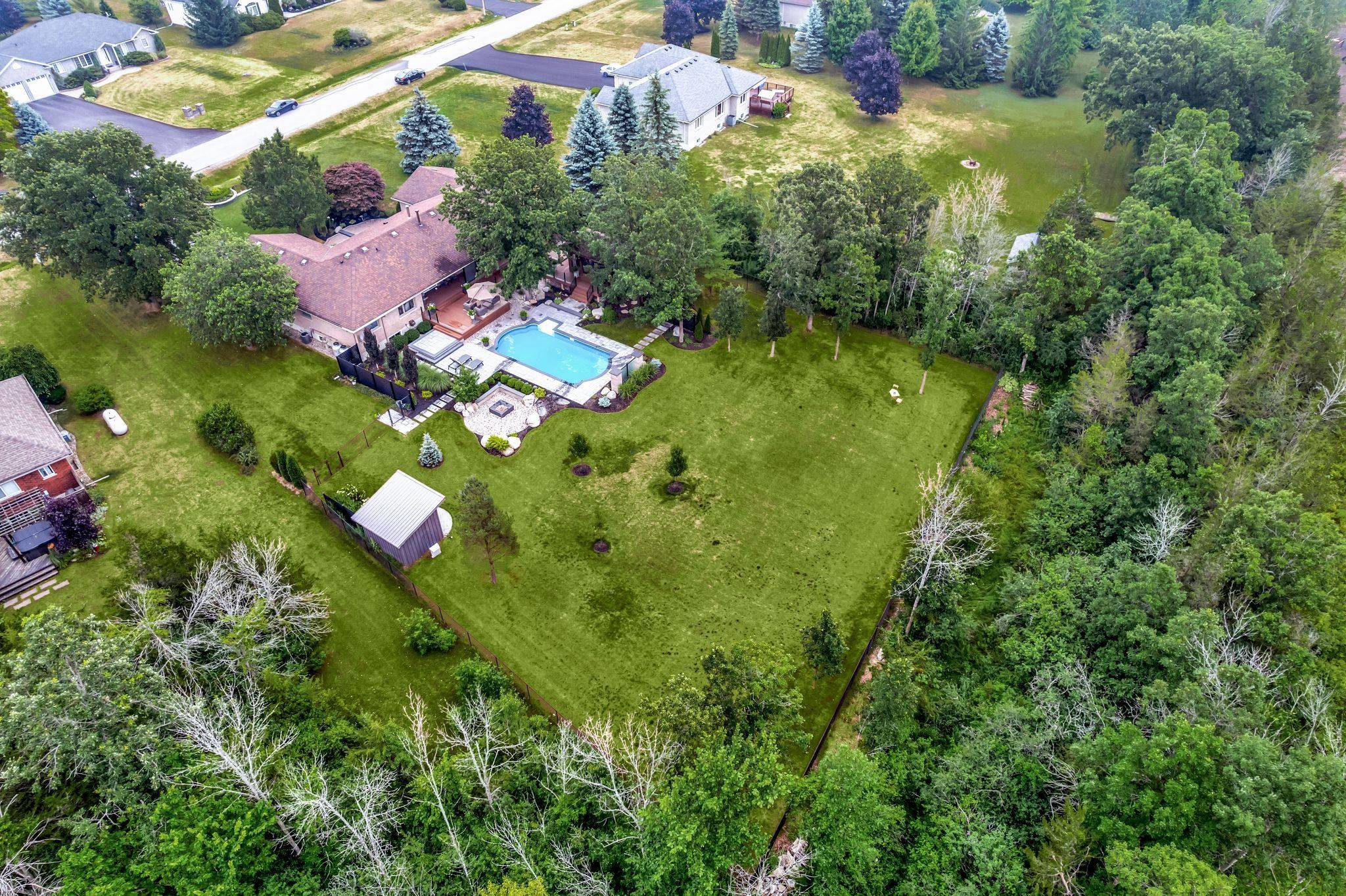 Prince Edward County, ON K8N 0L4,100 Bay Breeze ST