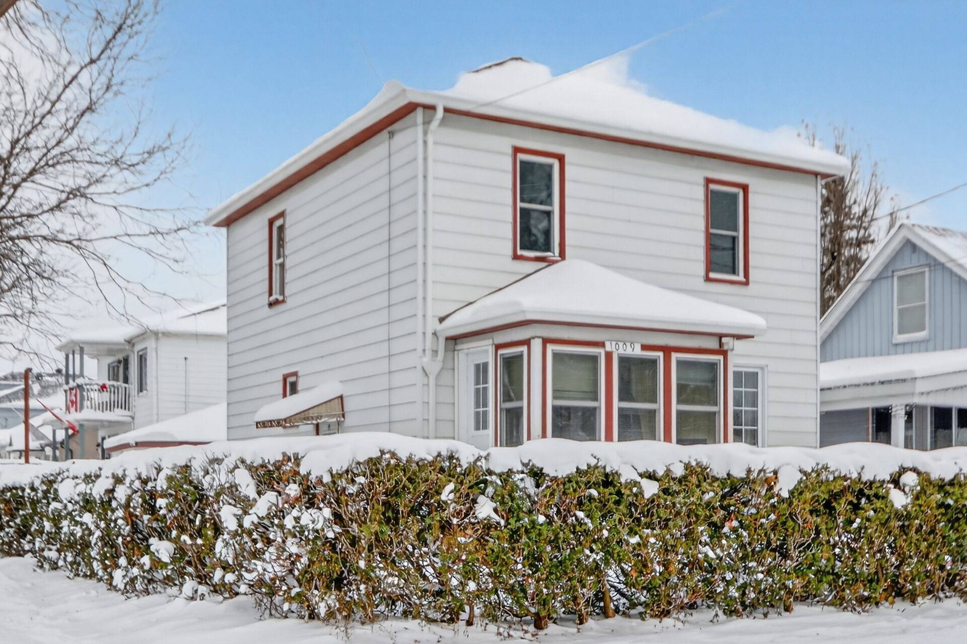 Cornwall, ON K6H 2E9,1009 Third ST E