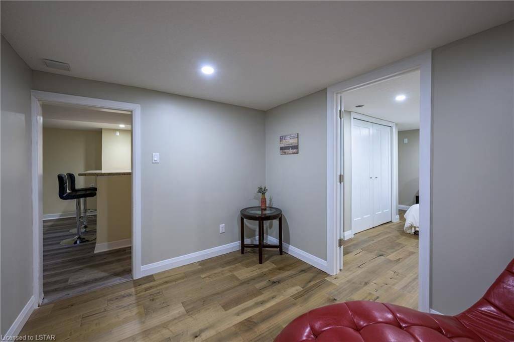 London North, ON N5X 1T2,6 KIRKTON CT #LOWER