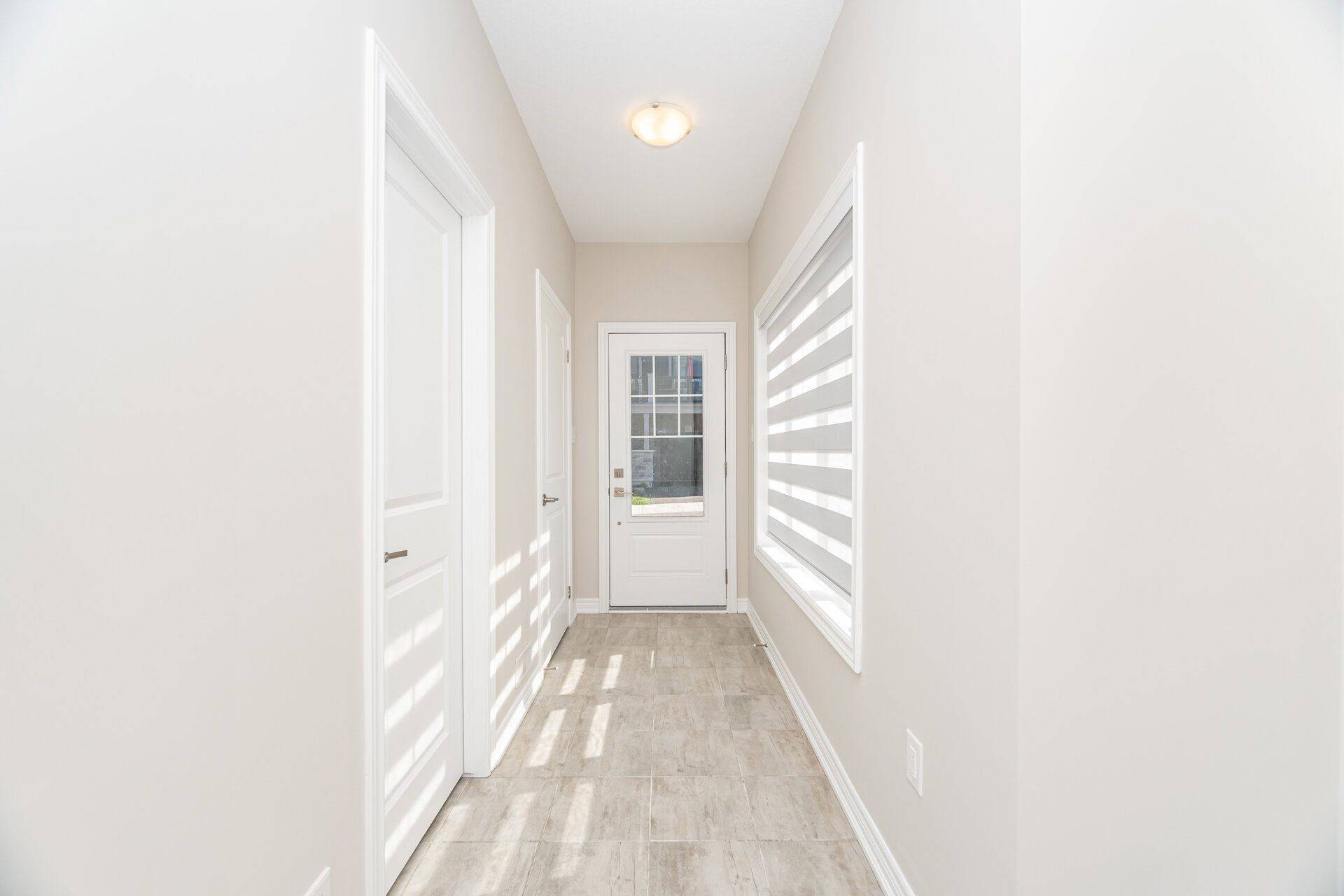 Cambridge, ON N1R 0C6,10 Birmingham DR #113