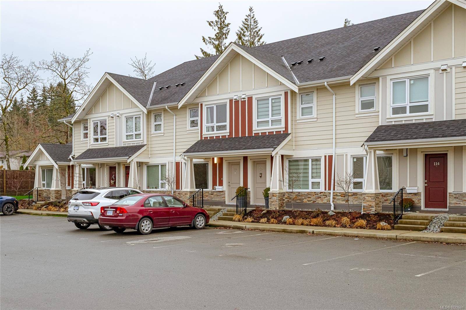 Duncan, BC V9L 4B4,3248 Sherman Rd #116