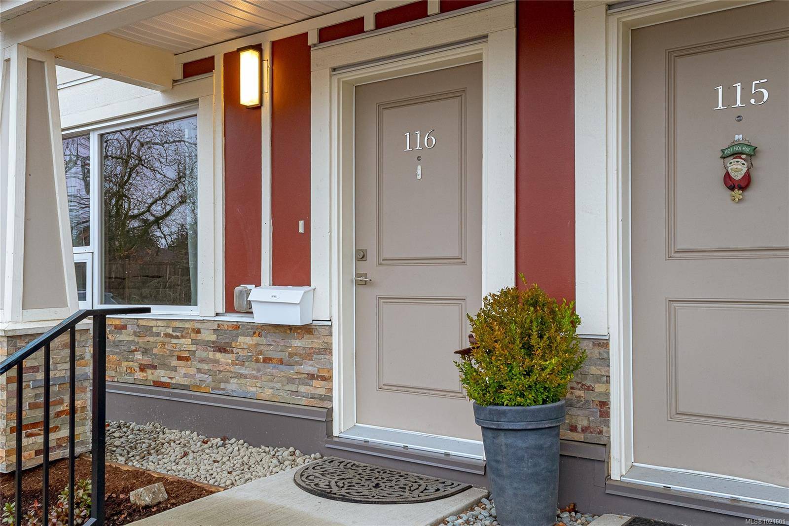 Duncan, BC V9L 4B4,3248 Sherman Rd #116