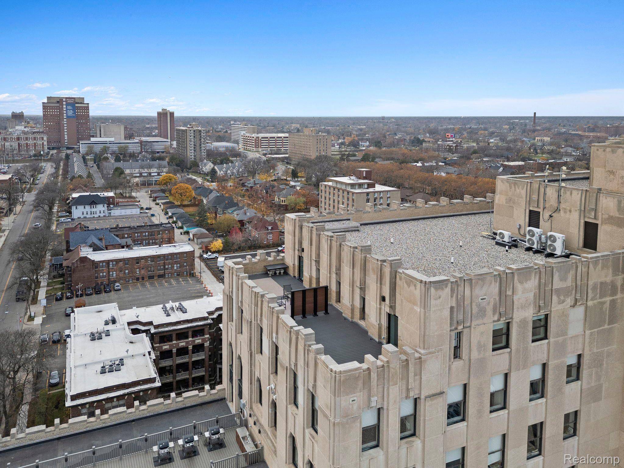 Detroit, MI 48202,7430 2ND AVE ##1010