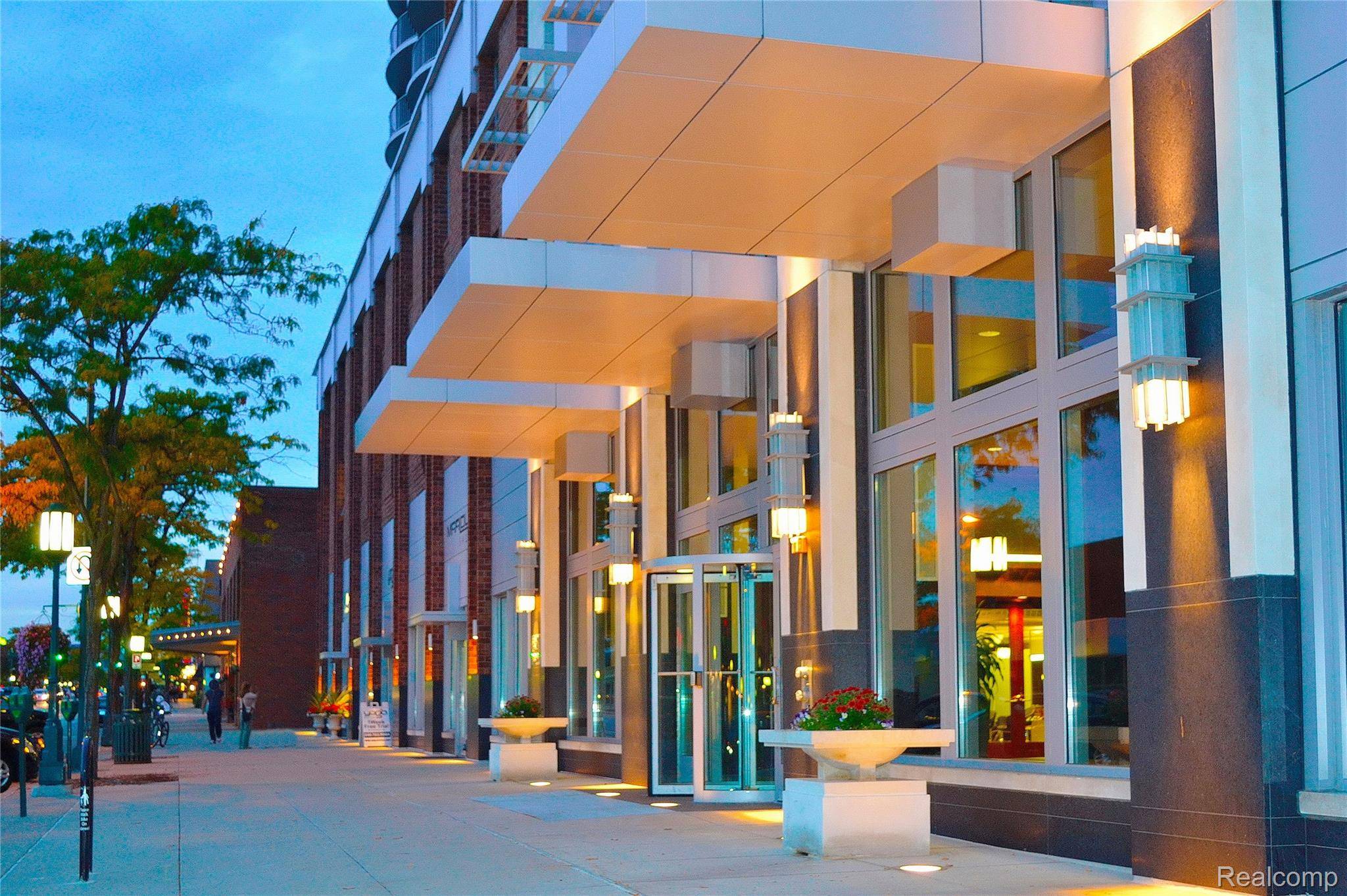 Birmingham, MI 48009,401 S Old Woodward AVE #435