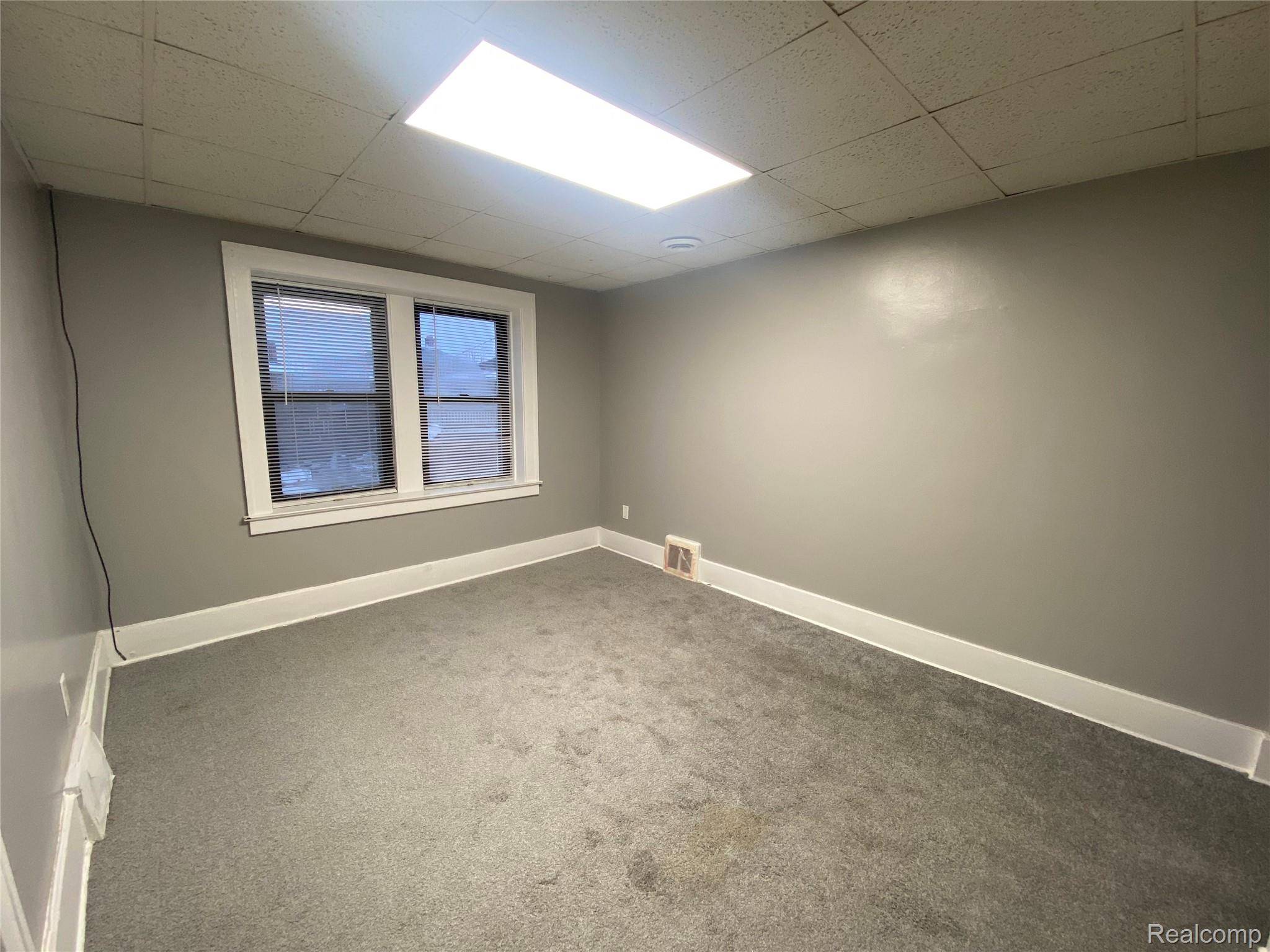 Dearborn, MI 48126,10301 2ND FLOOR W Warren AVE