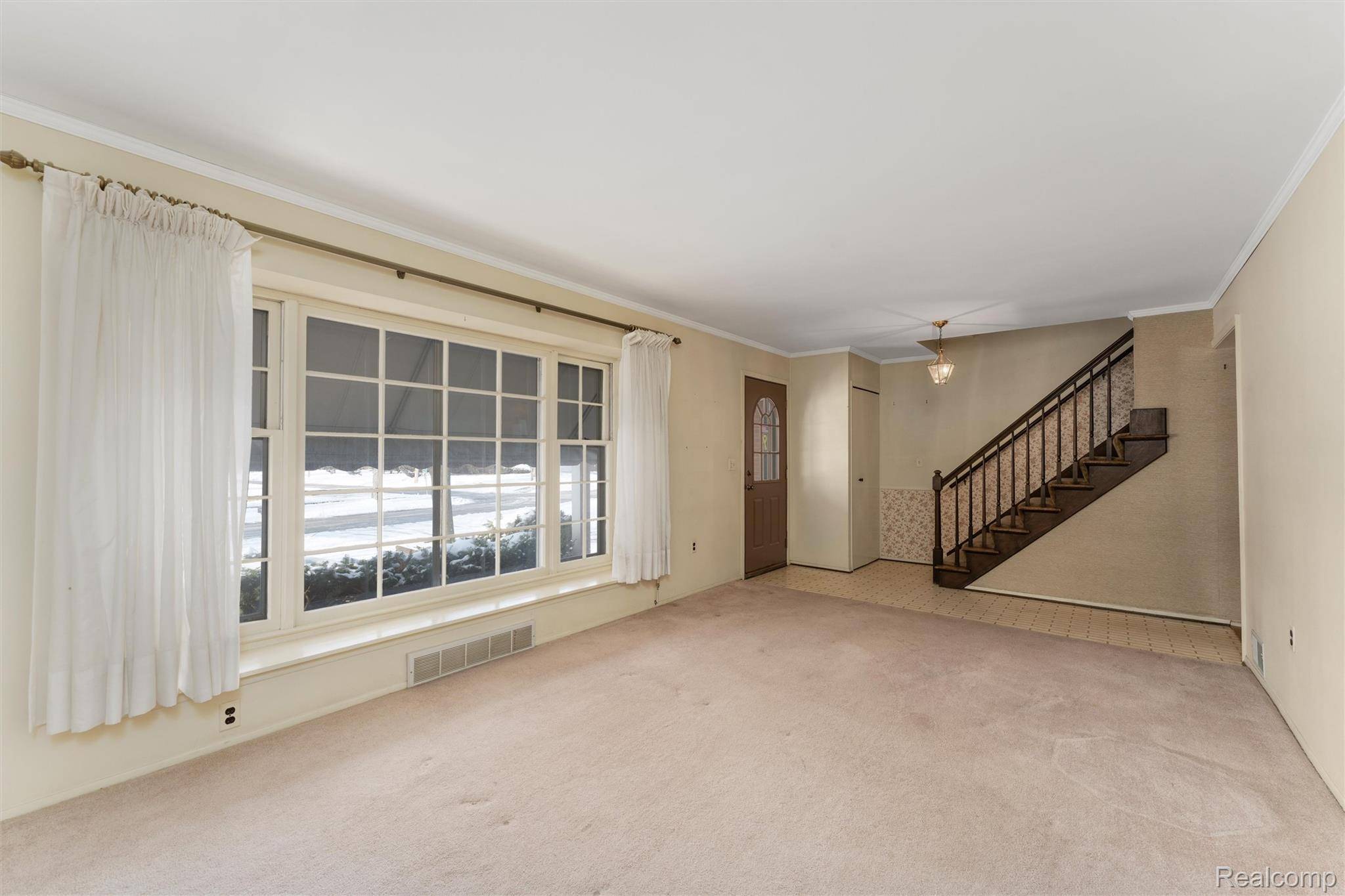 Southfield, MI 48076,30190 Northgate DR