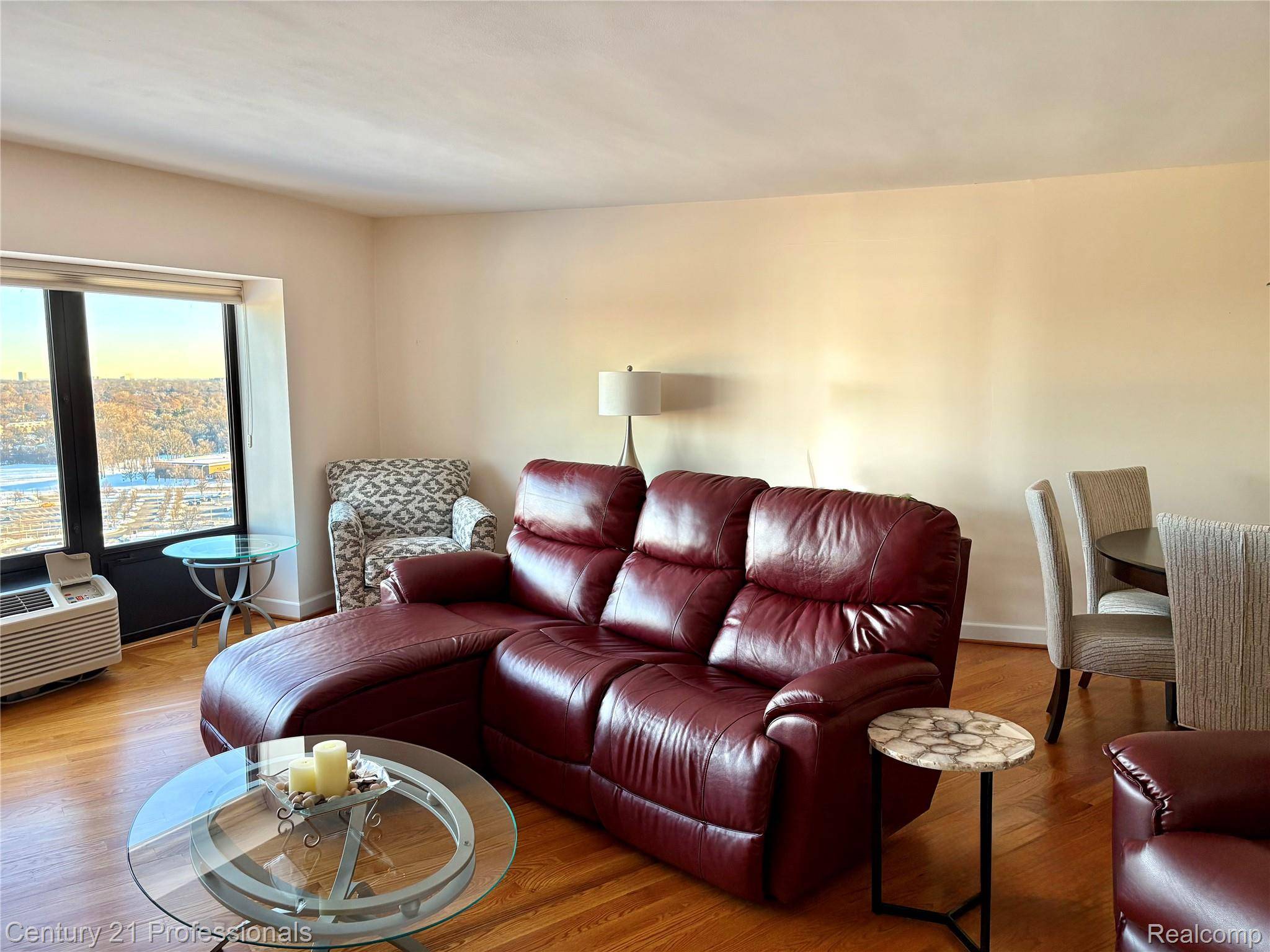 Southfield, MI 48075,5000 Town Center #2305