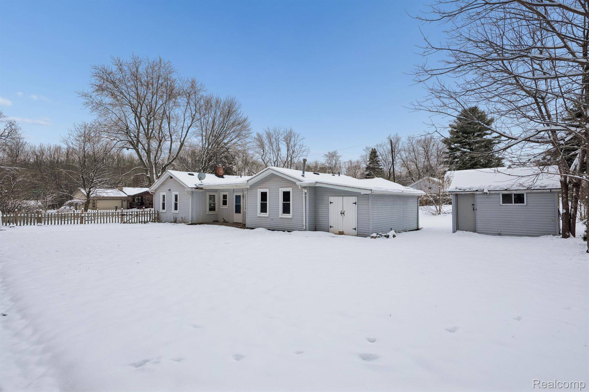 Waterford, MI 48329,2266 Newberry RD