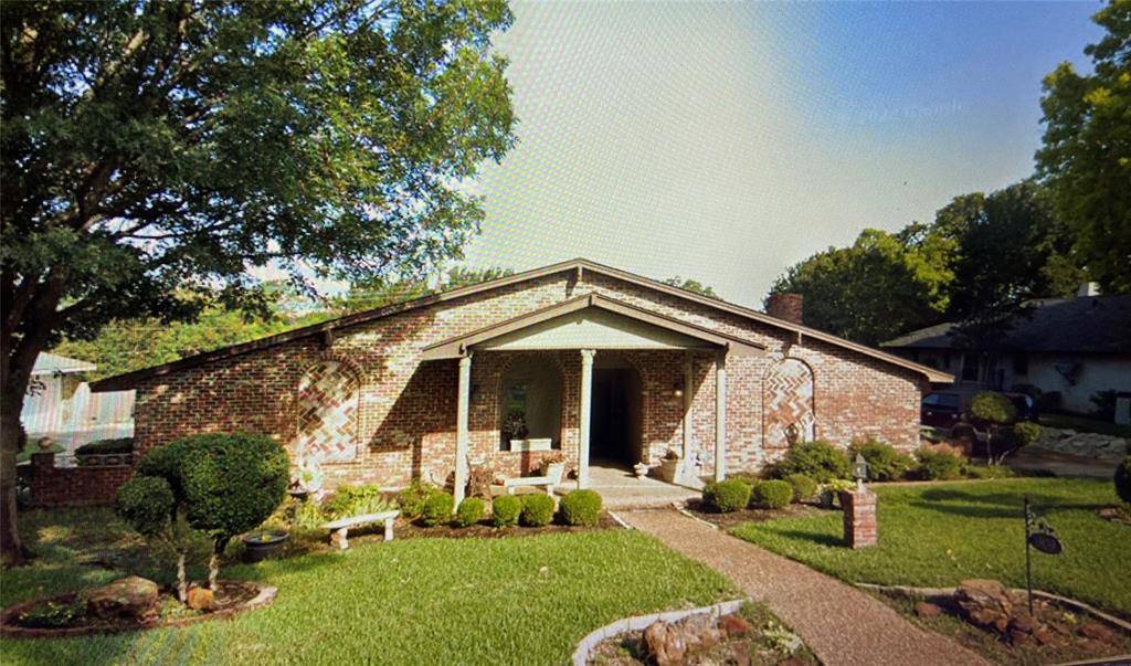 Bedford, TX 76022,909 Overhill Drive