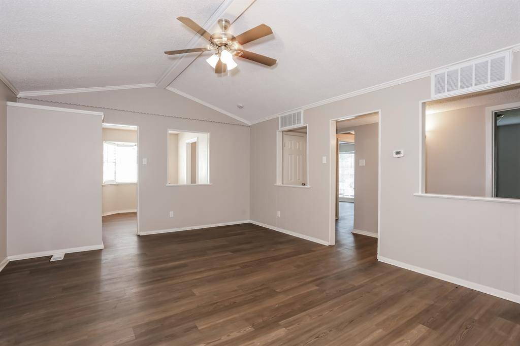 Dallas, TX 75227,7011 Pickrell Drive