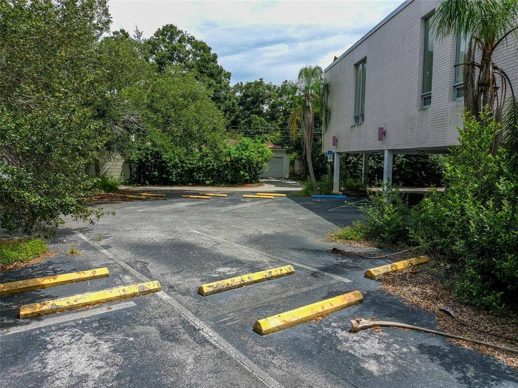 St Petersburg, FL 33705,1213 N 16th St N