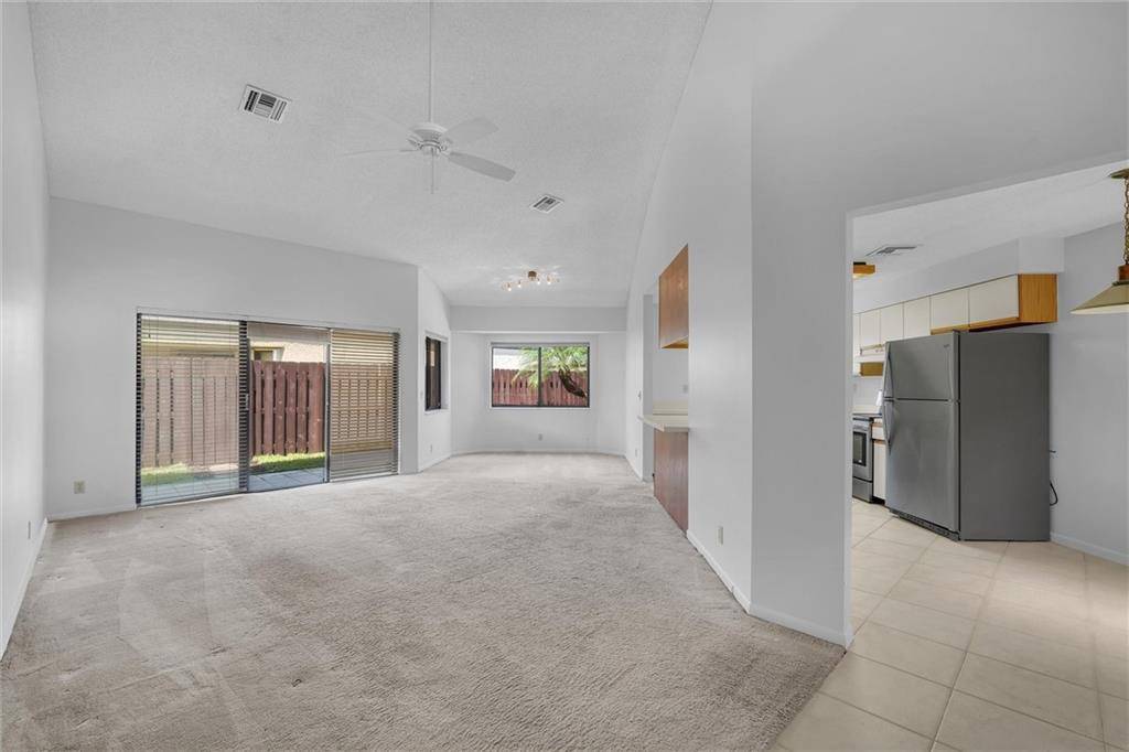 Plantation, FL 33324,9364 Chelsea Dr N