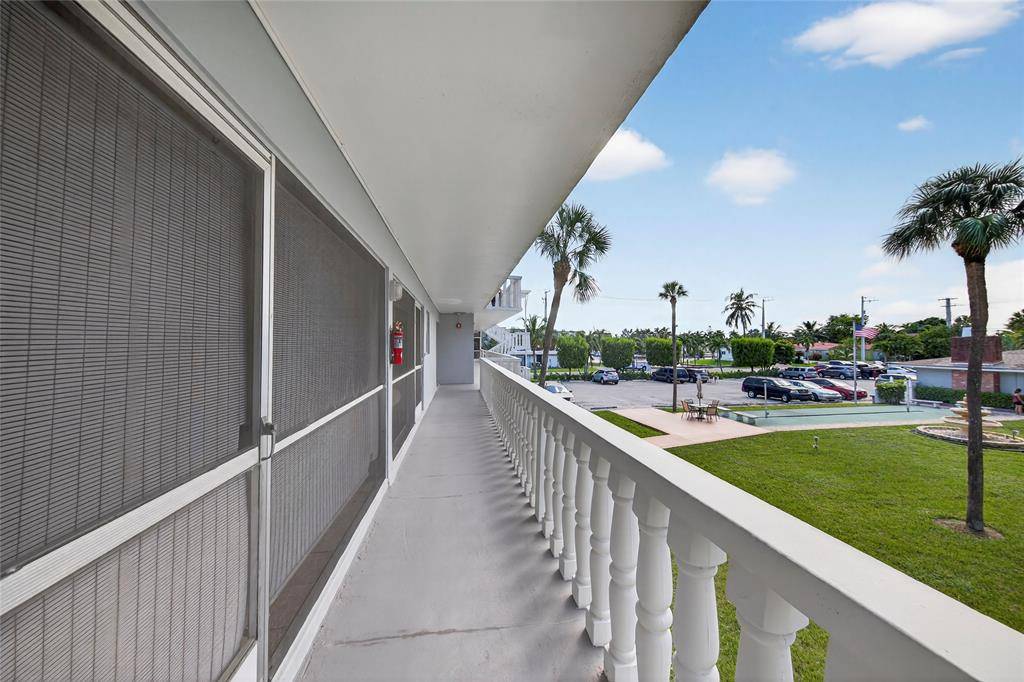 Pompano Beach, FL 33060,1971 SE 5th Ct #205E
