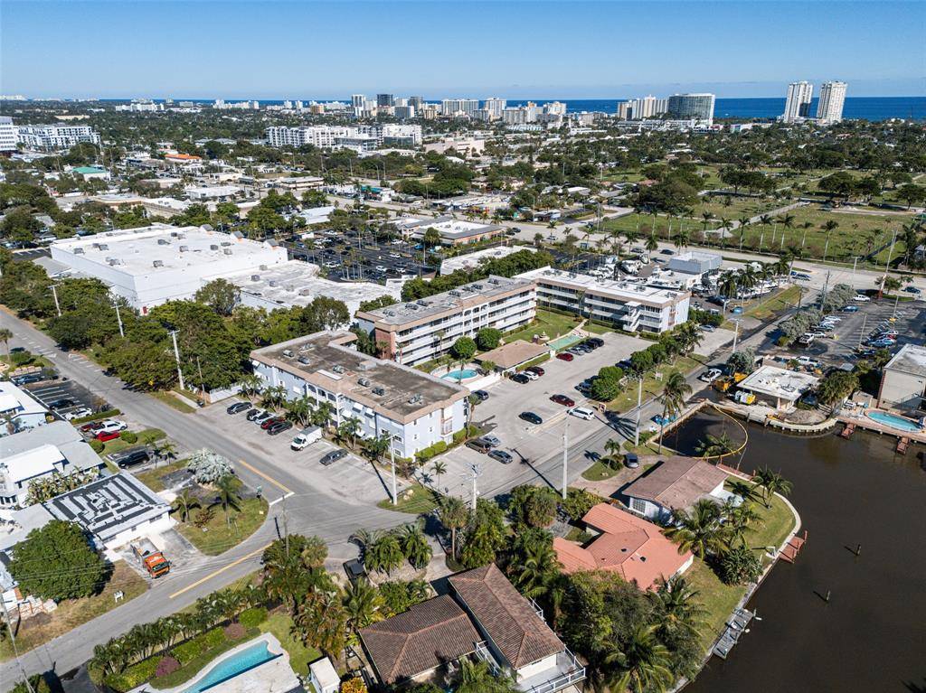 Pompano Beach, FL 33060,1971 SE 5th Ct #205E