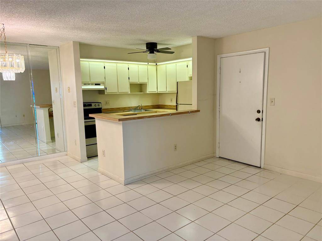 Fort Lauderdale, FL 33321,9384 S Belfort Cir #9384