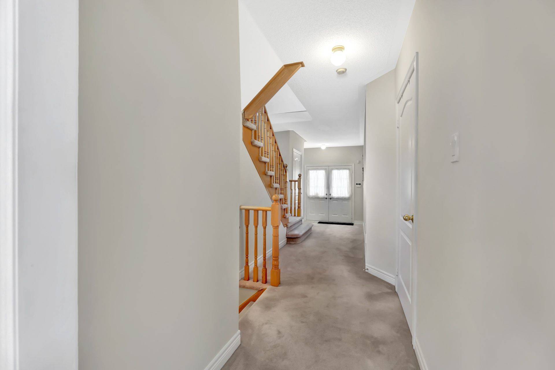 Richmond Hill, ON L4S 2T7,62 Martini DR N