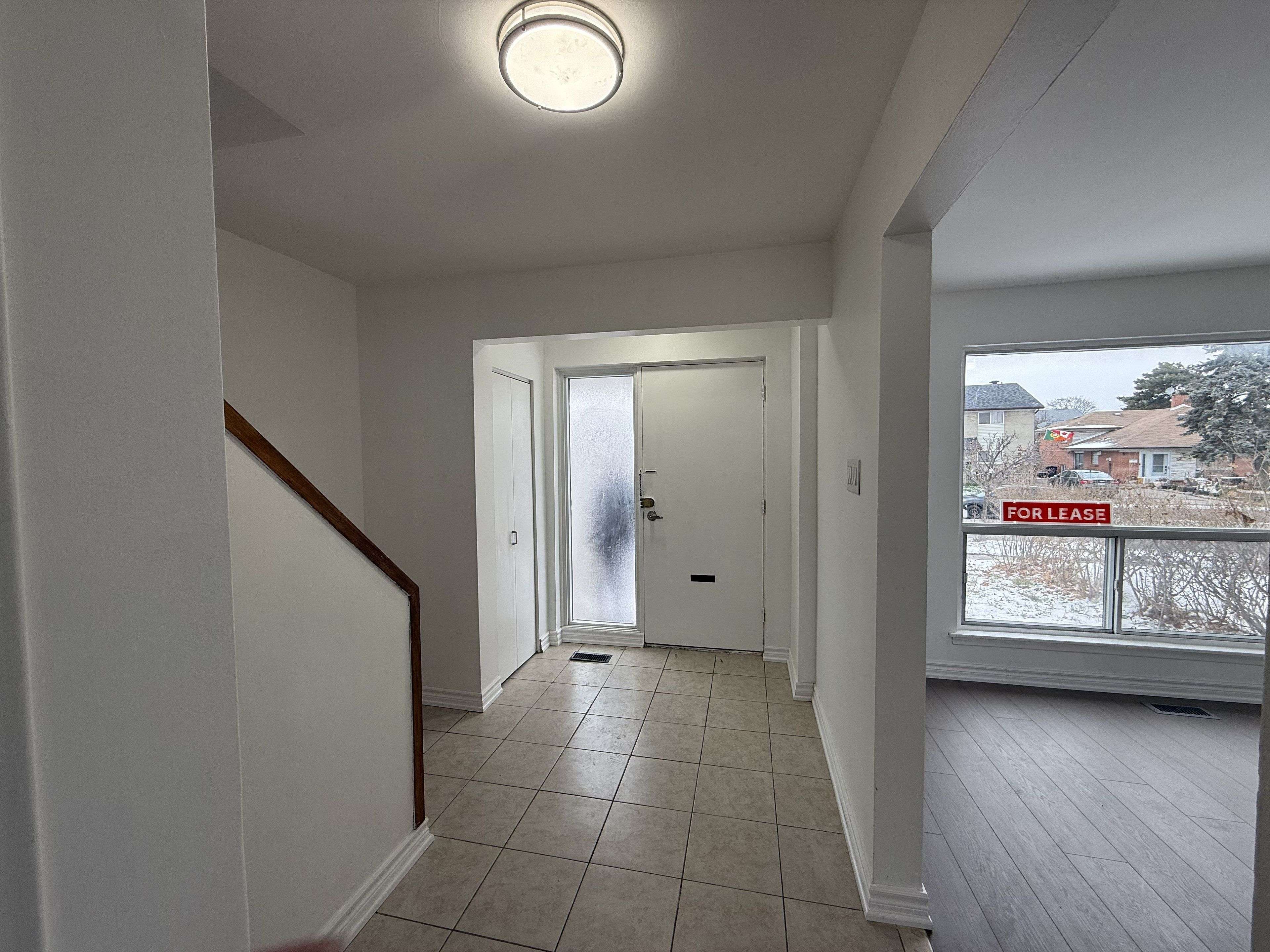 Toronto W10, ON M9V 3A3,12 Felan CRES