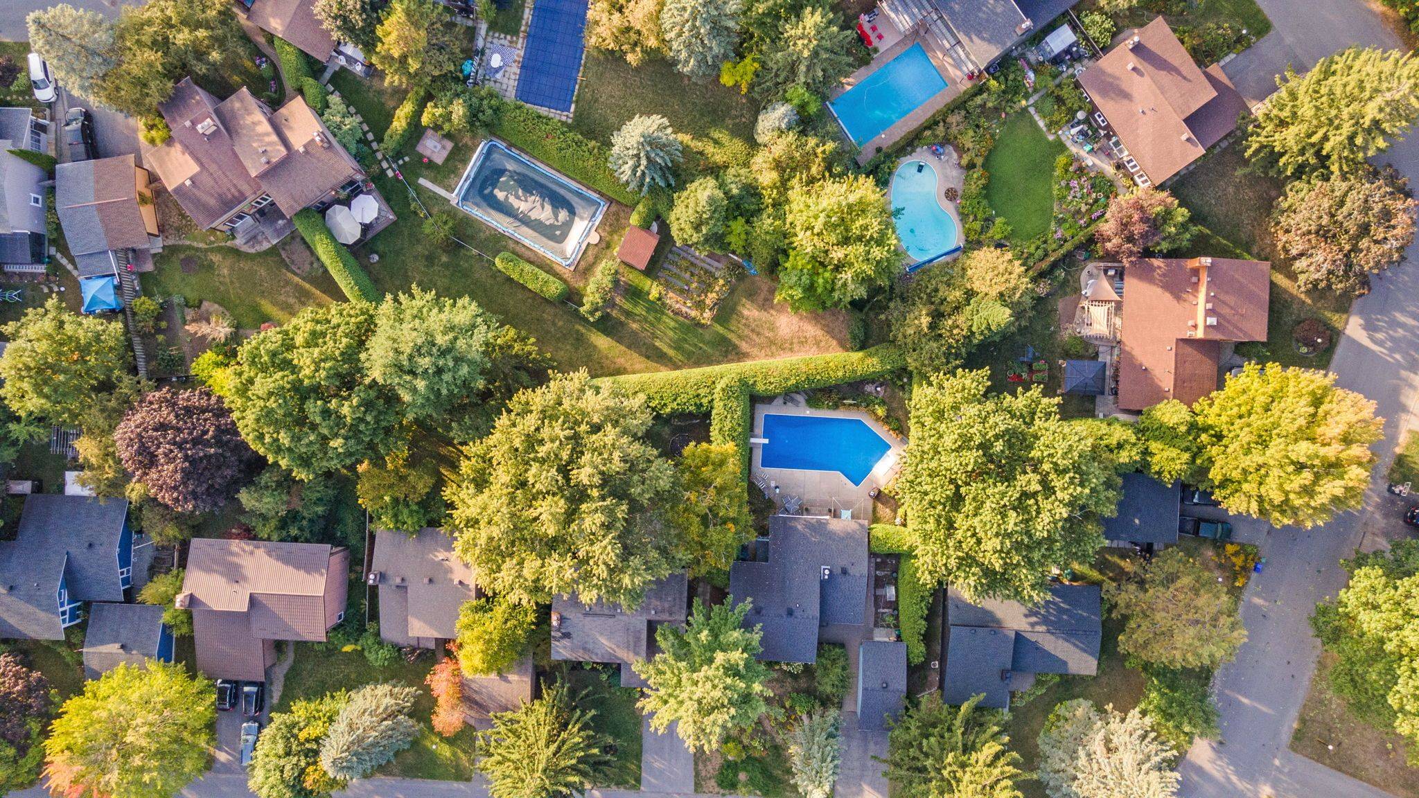 Kanata, ON K2L 1A2,22 Inuvik CRES