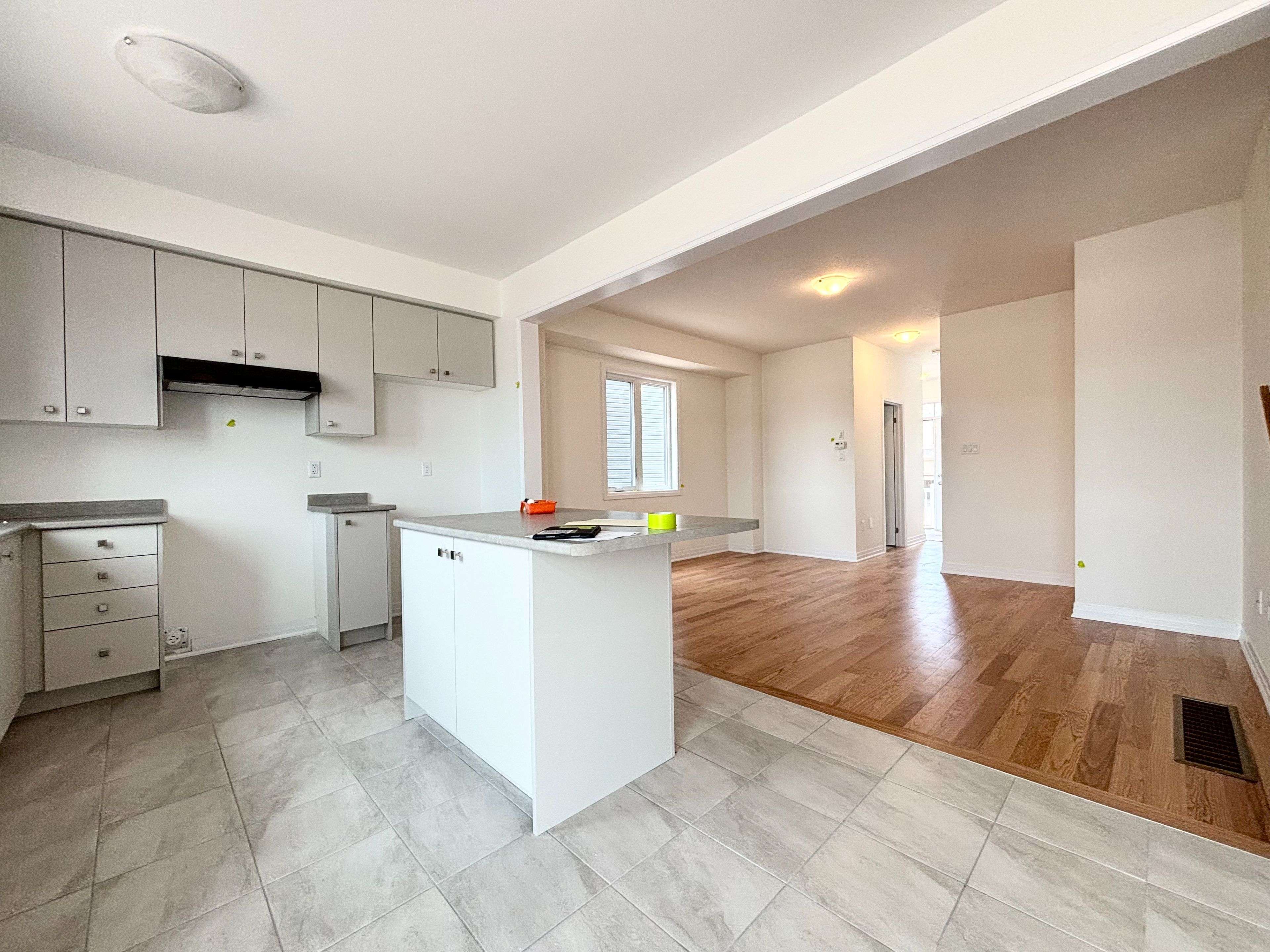 Welland, ON L3B 0N2,132 PORT CRES