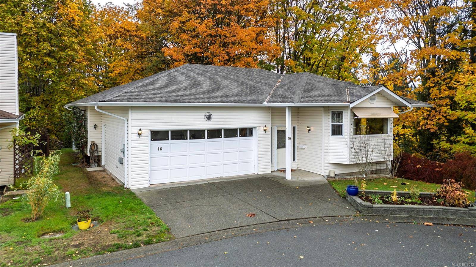 Duncan, BC V9L 4B4,3144 Sherman Rd #16